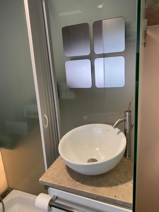 Tiny House Apartment Nazare Bagian luar foto